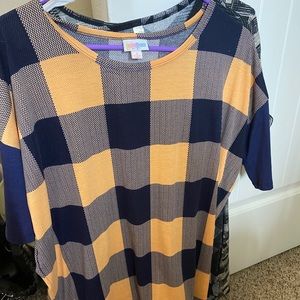 Lularoe plaid Irma